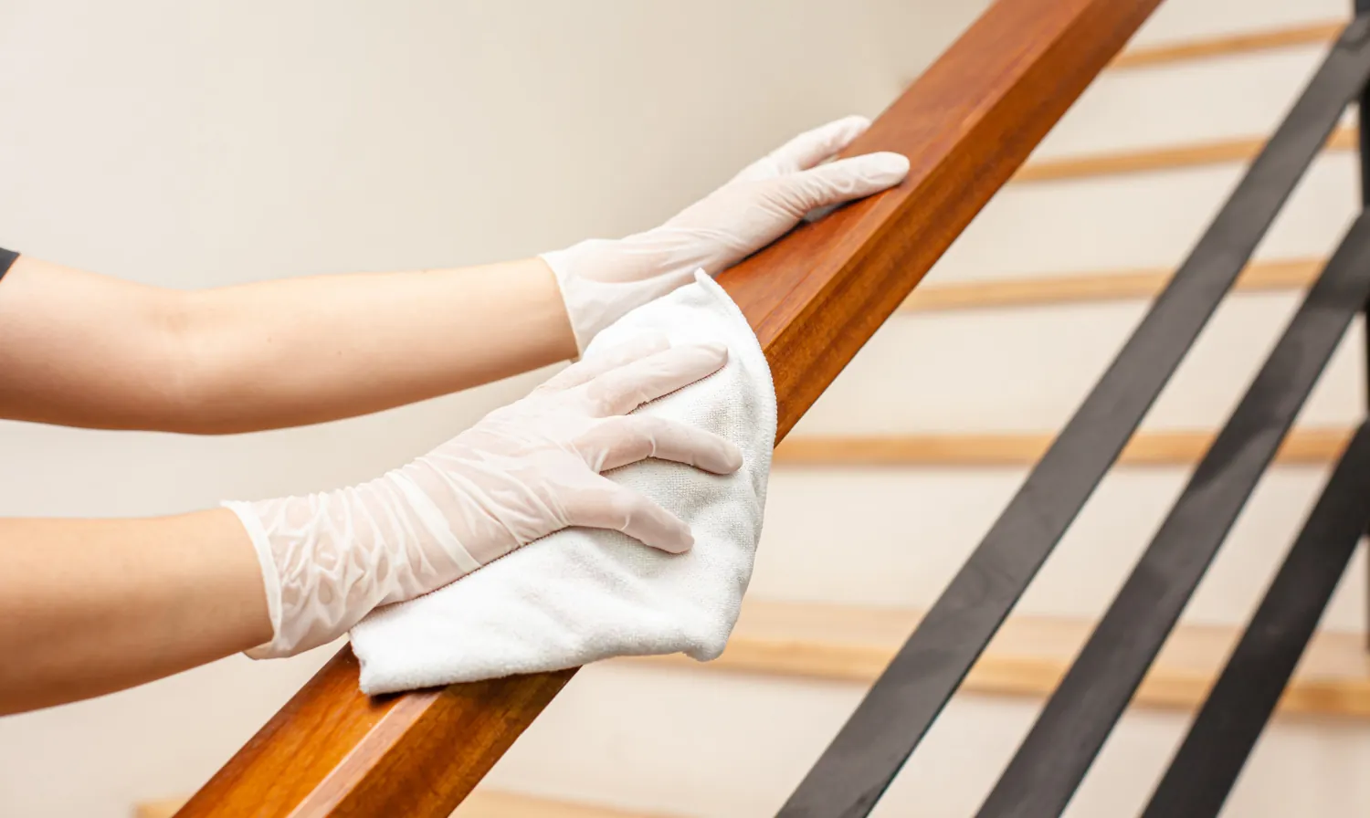 Was kostet eine Treppenhausreinigung pro Etage